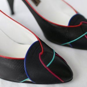 NIB Unique Vintage Heels with Multi-Colour Piping